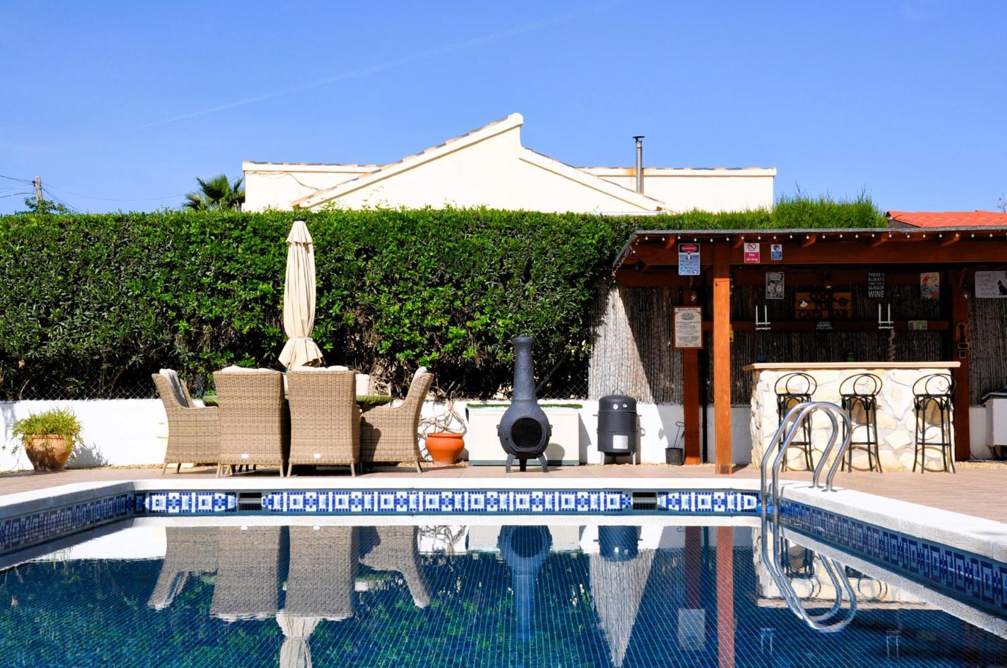 Casa Sol Y Luna Arboleas ภายนอก รูปภาพ
